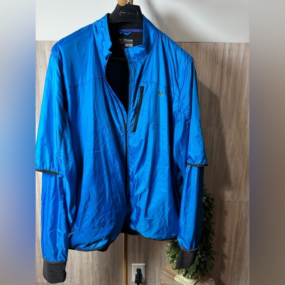 Mizuno Perfirmance Men's Vibrant Blue Windbreaker